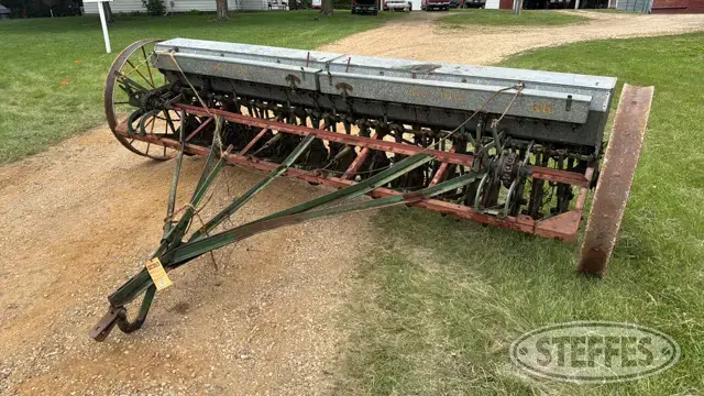 Minneapolis-Moline P3-6
