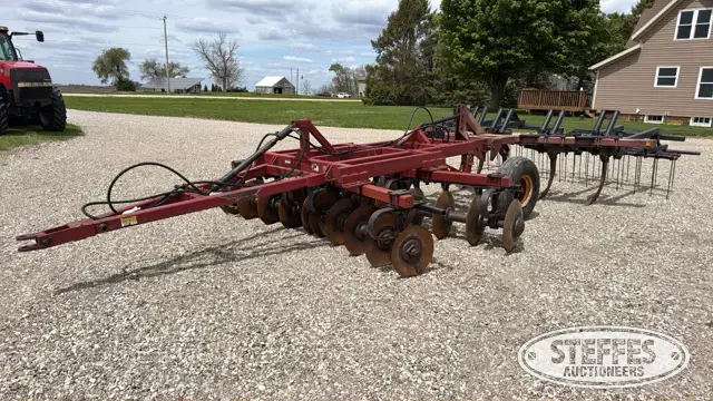 M&W Earthmaster 1165