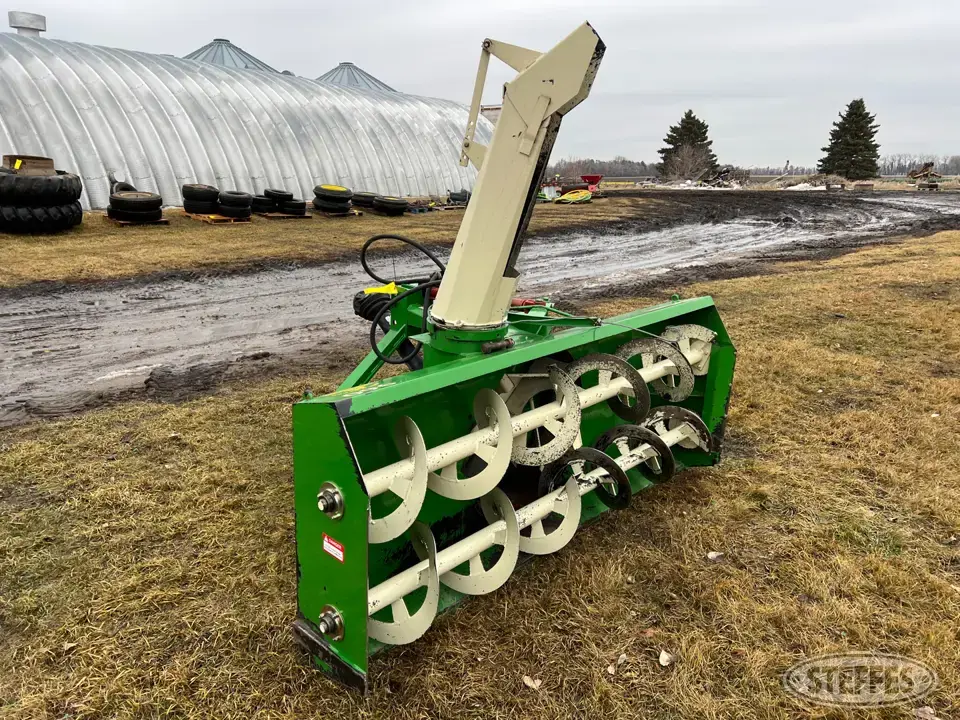Buhler Farm King 960 3 Pt. Snowblower