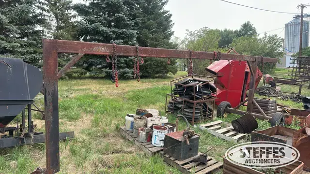 Painting rack on transport