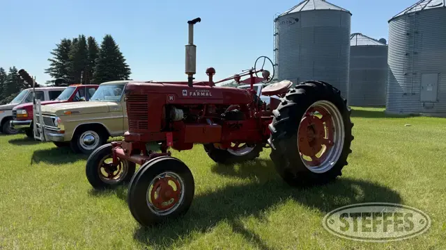 1947 Farmall H