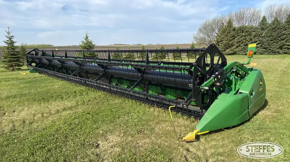 2013 John Deere 635F HydraFlex Flex Head