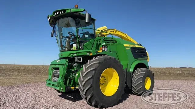 2021 John Deere 9800