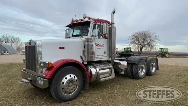 2002 Peterbilt 378