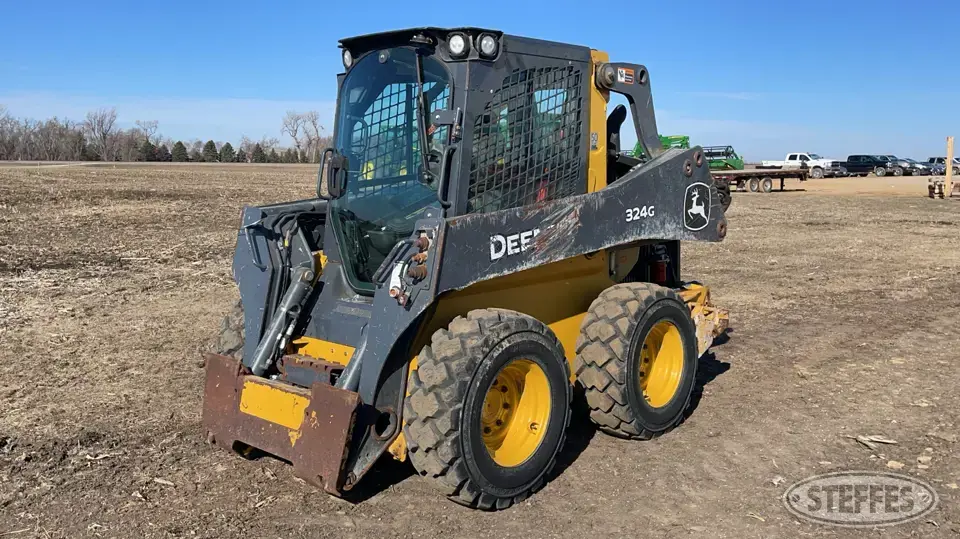 2021 Deere 324G Wheeled Skid Steer
