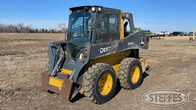 2021 Deere 324G
