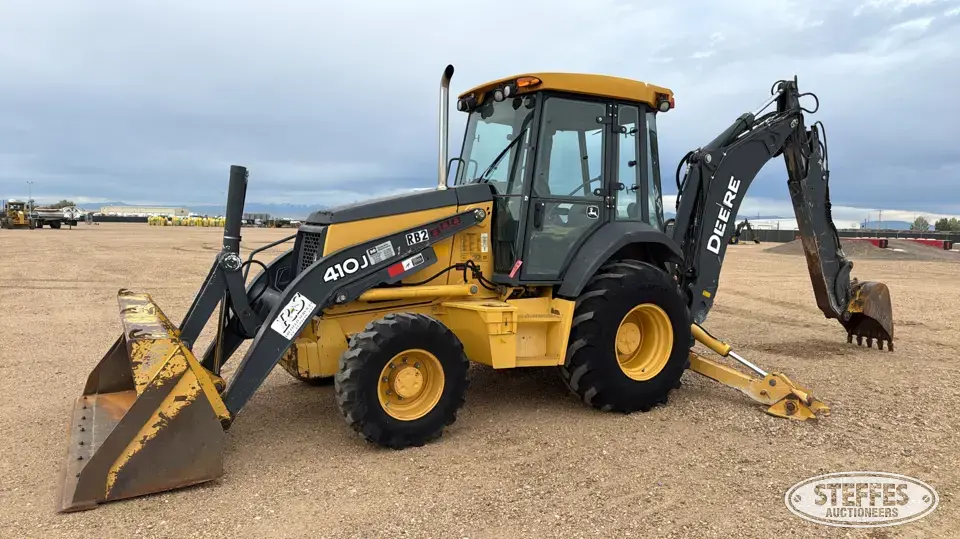 2011 Deere 410J Loader Backhoe