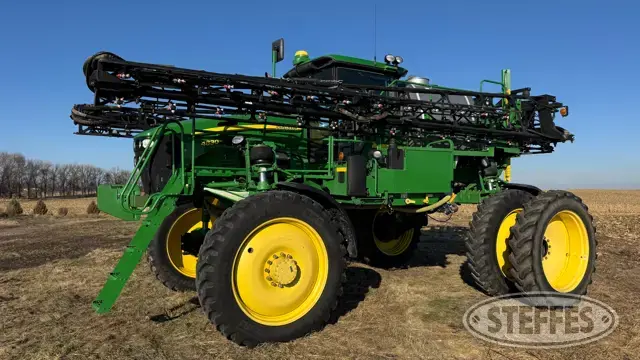 2014 John Deere 4830