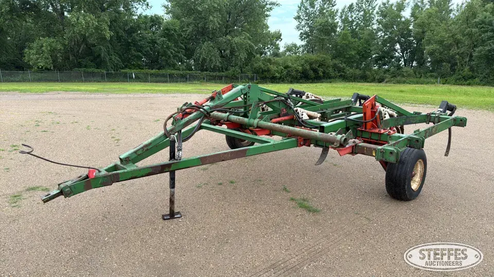 Glencoe chisel plow