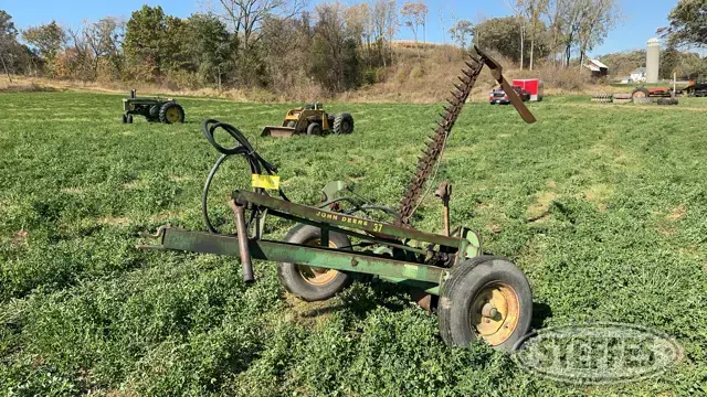 John Deere 37