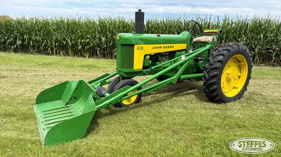 1959 John Deere 630 2WD Tractor