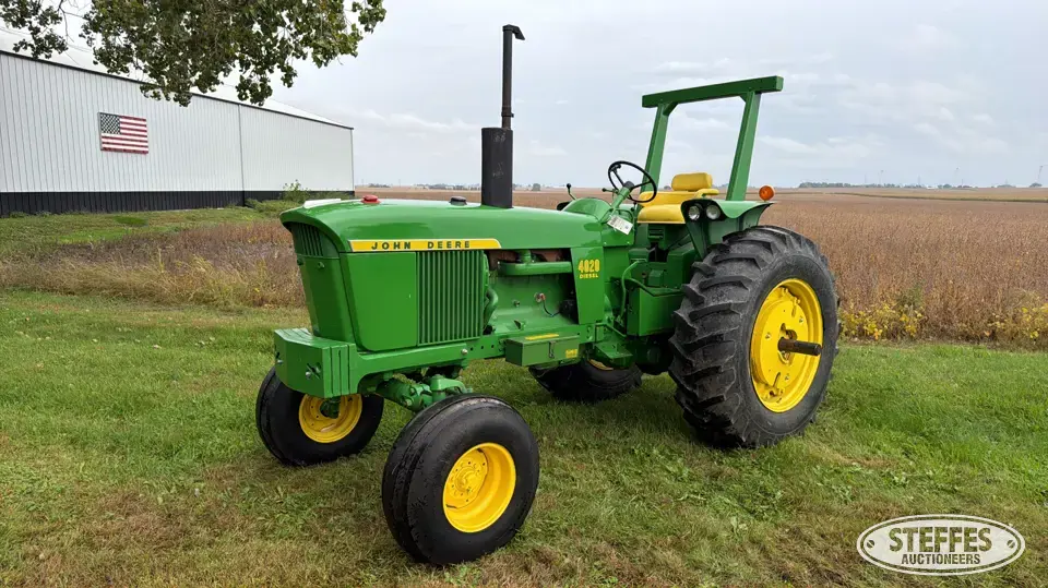 1971 John Deere 4020 2WD Tractor
