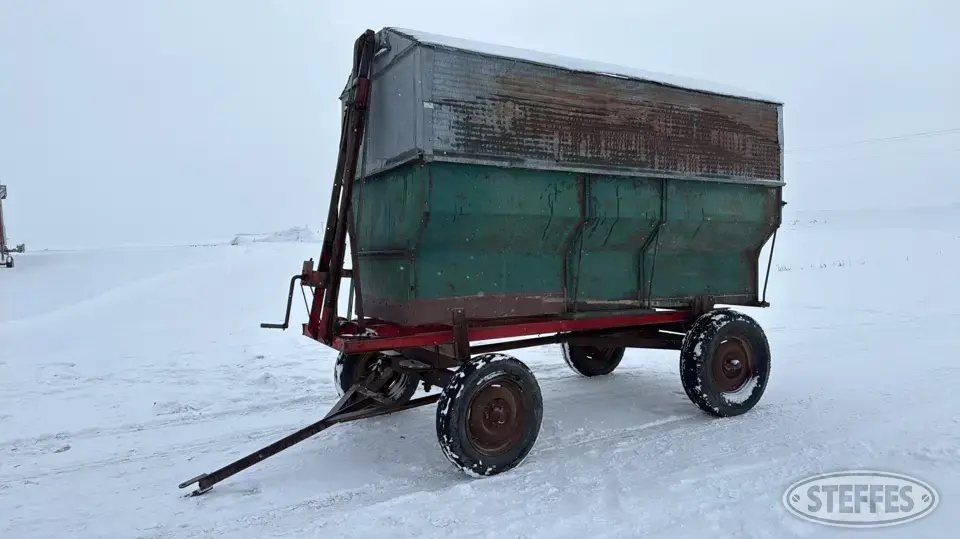 Shop-built chaffer box Barge Box