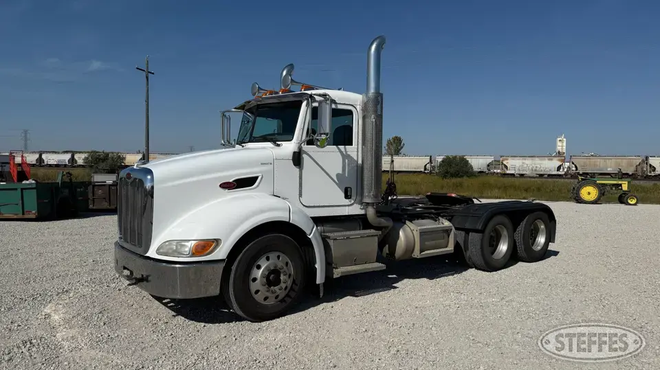 2011 Peterbilt 384 Conventional Truck without Sleeper