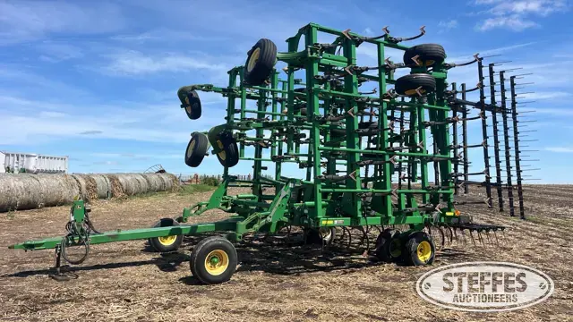 2008 John Deere 2210