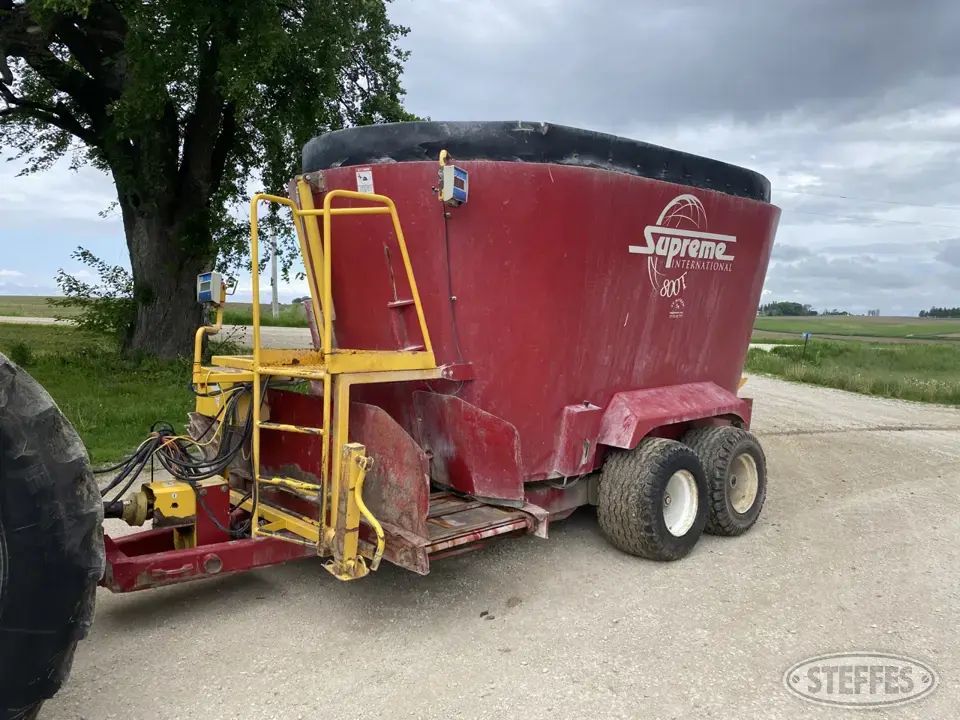 Supreme 800T Livestock Equipment-Other