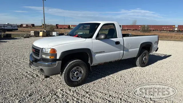 2003 GMC Sierra 2500HD SLE