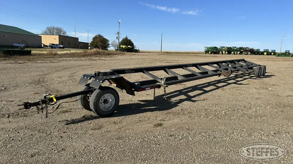 2015 Maurer 42 Header Trailer