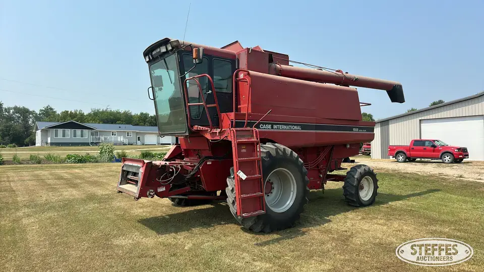 1994 Case IH 1688 Combine
