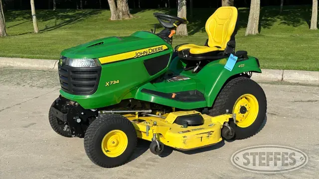 John Deere X734