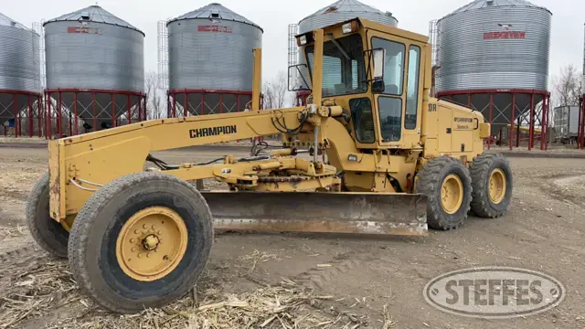 1995 Champion 720A