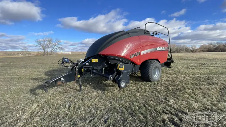 Case LB434 Square Baler