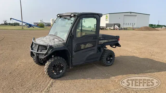 2019 John Deere 835R