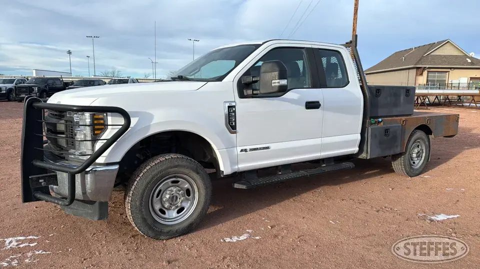 2019 Ford F-250 Flatbed Truck
