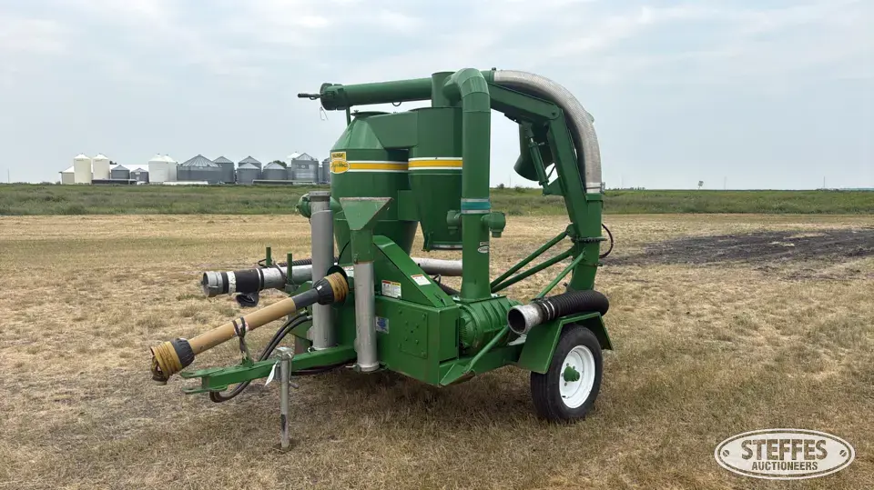 2005 Walinga 6614 Agri-Vac Pneumatic Grain Equipment