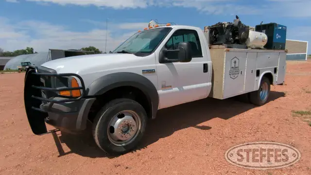 2005 Ford F550 XL Super Duty