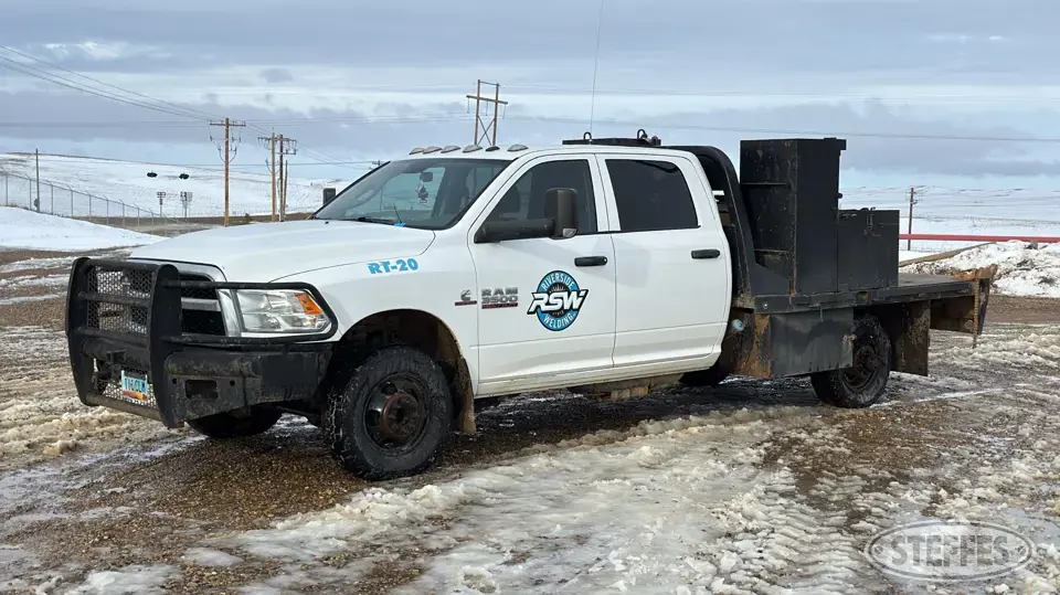 2018 Ram 3500HD Flatbed Truck