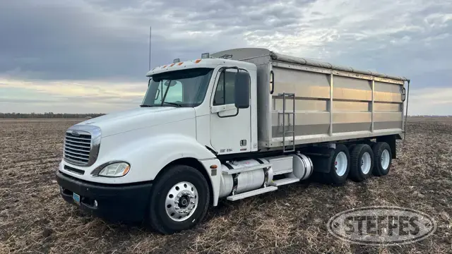 2005 Freightliner Columbia