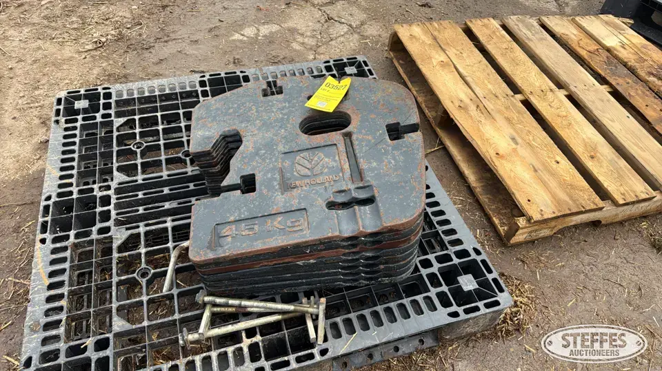 (10) New Holland suitecase weights Ag Equipment Part