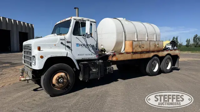 1984 International S2300
