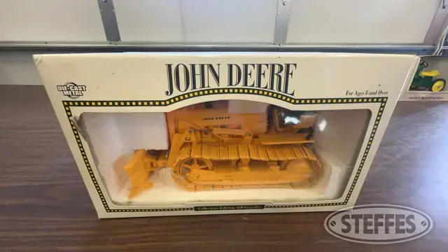 John Deere 420
