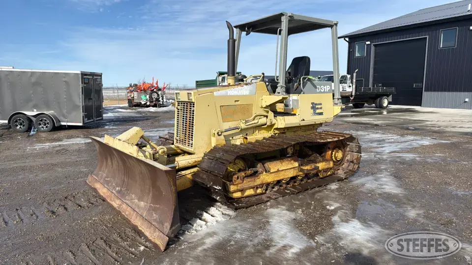 1993 Komatsu D31P-20 Dozer