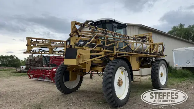 1999 AgChem RoGator 854