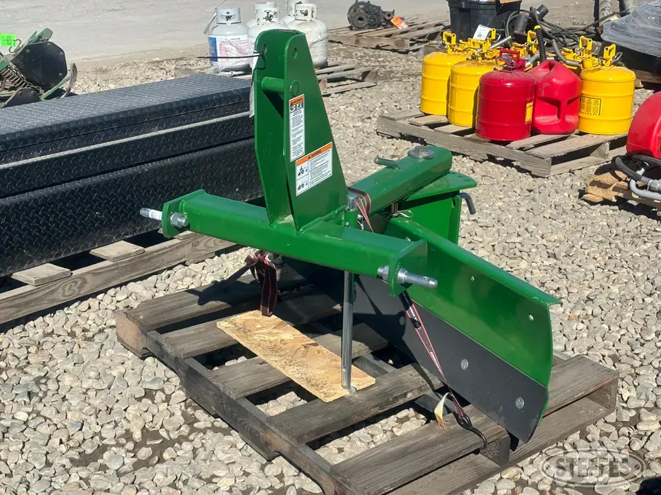 2022 Frontier RB2060 Straight Blade