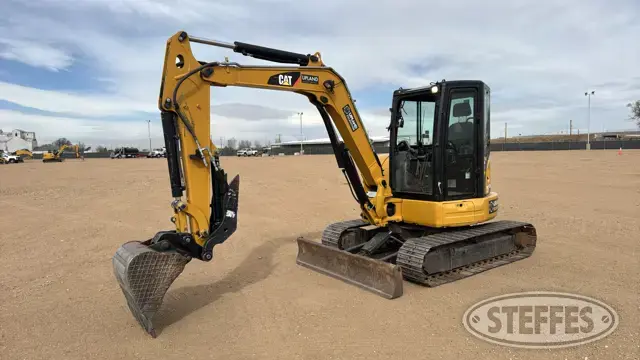 2015 CAT 305.5E2 CR