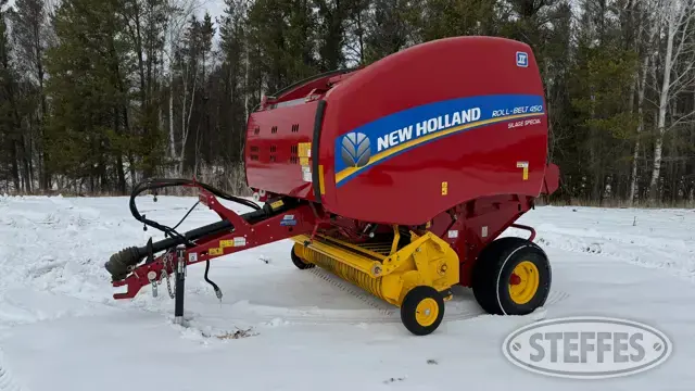 2021 New Holland Roll-Belt 450 Silage Special