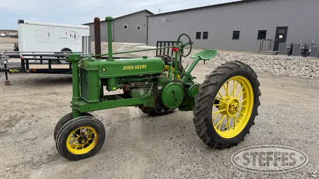 1937 John Deere B