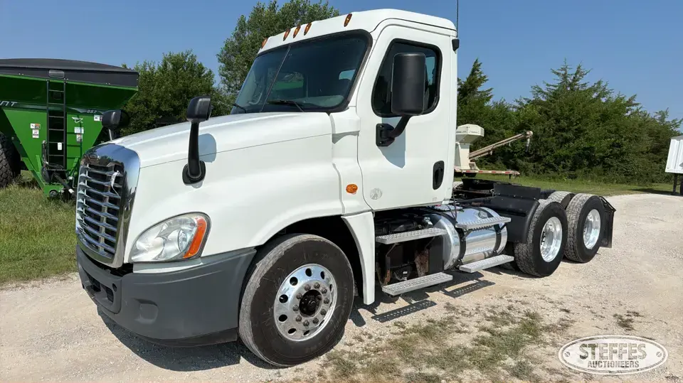 2018 Freightliner Cascadia 125 Conventional Truck without Sleeper