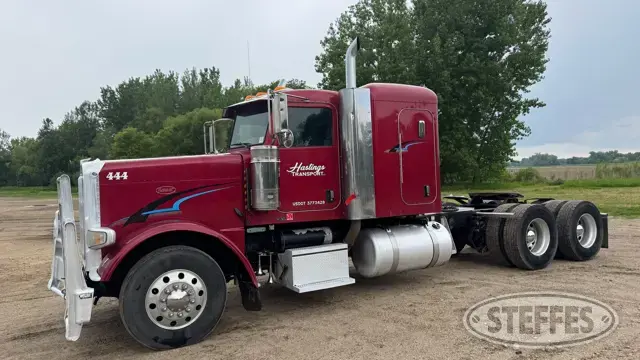 2009 Peterbilt 388