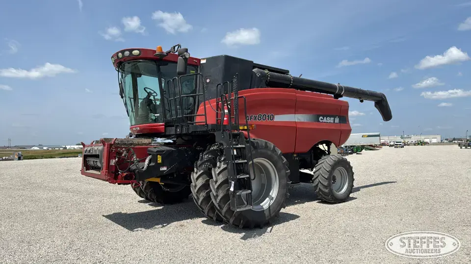 2006 Case IH 8010 Combine