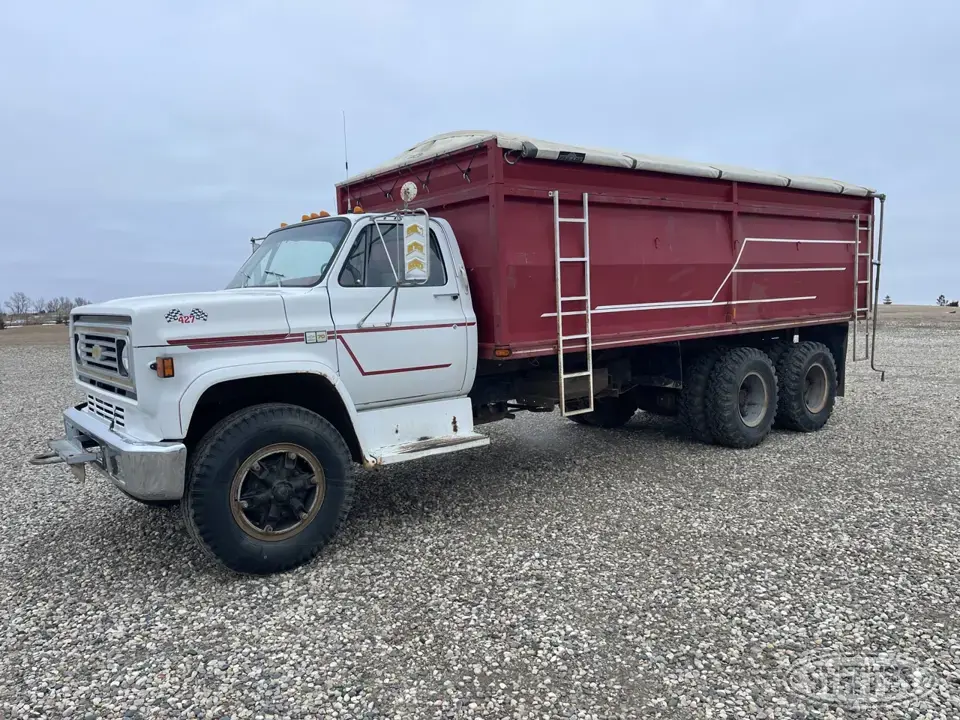 1984 Chevrolet 70 Tandem Boxed Truck