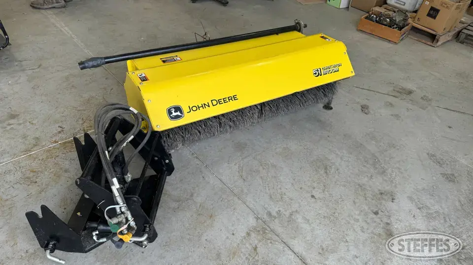 John Deere 51 Lawn and Garden Accessory