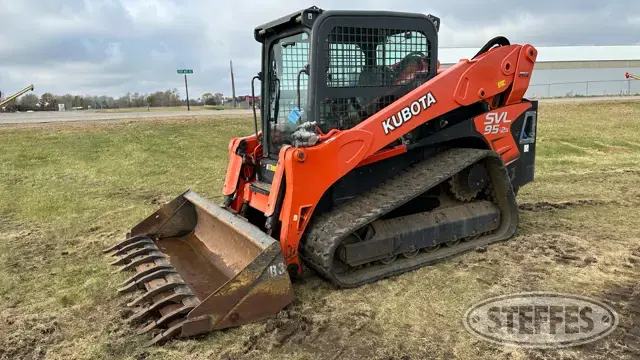 2017 Kubota SVL95-2S