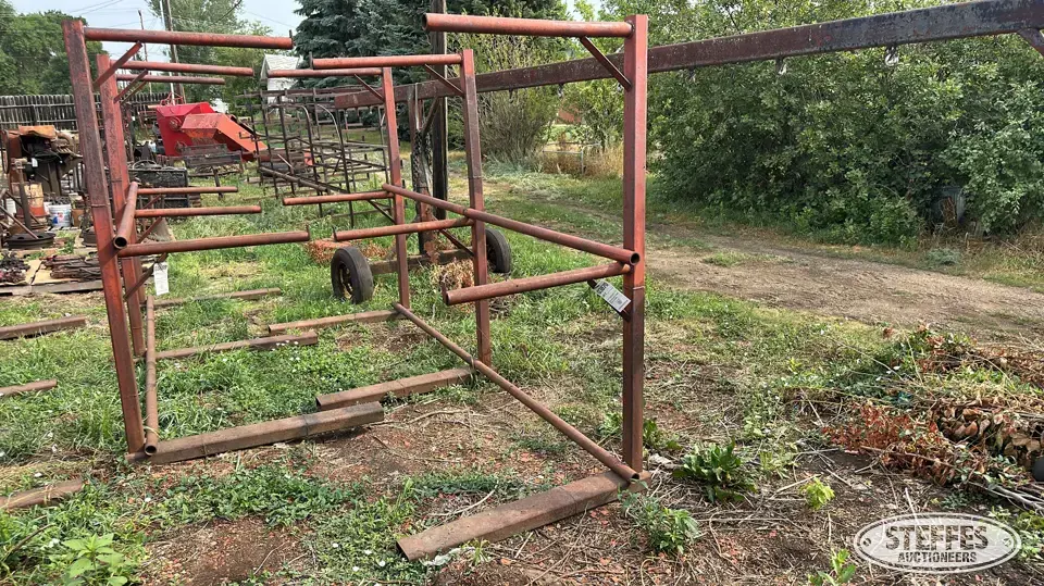 Metal rack Storage and Bench
