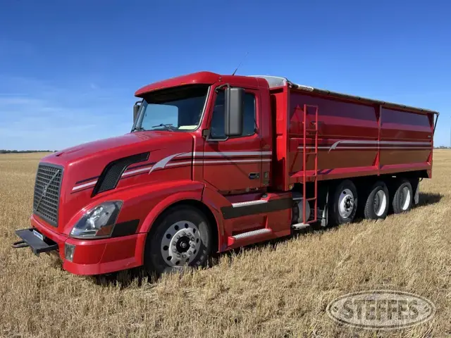 2004 Volvo