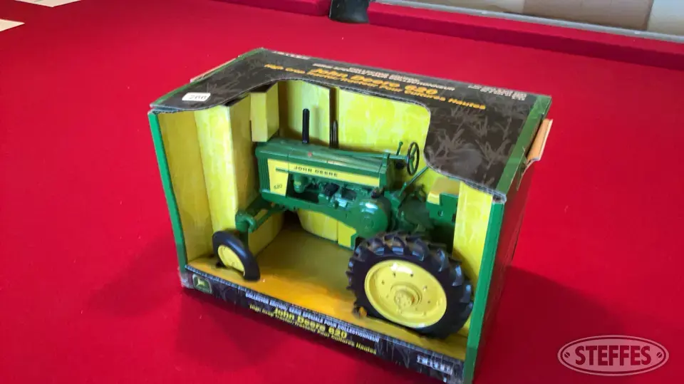 John Deere 620 High Crop Collector Edition Toy